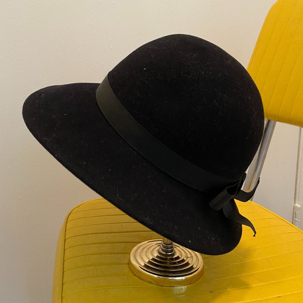 100% Wool Vintage Brimmed Hat